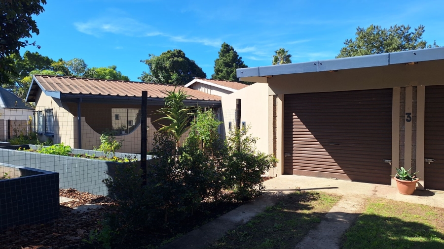 4 Bedroom Property for Sale in Twee Rivieren Western Cape
